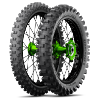 120/80 - 19 63M STARCROSS 6 MEDIUM SOFT NHS R TT Michelin