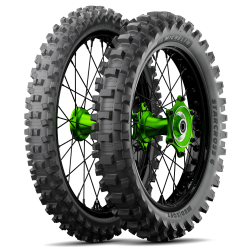 120/80 - 19 63M STARCROSS 6 MEDIUM SOFT NHS R TT Michelin